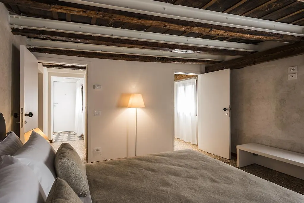 Myplace Campo Santa Margherita Apartments Venice