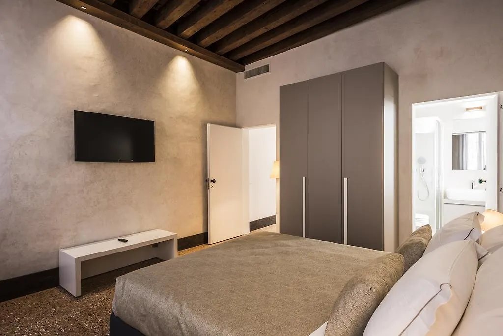 Myplace Campo Santa Margherita Apartments Venice