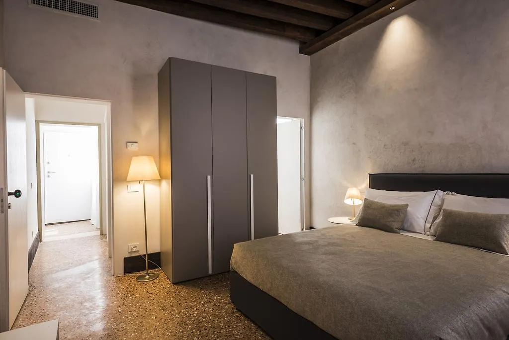 Myplace Campo Santa Margherita Apartments Venice