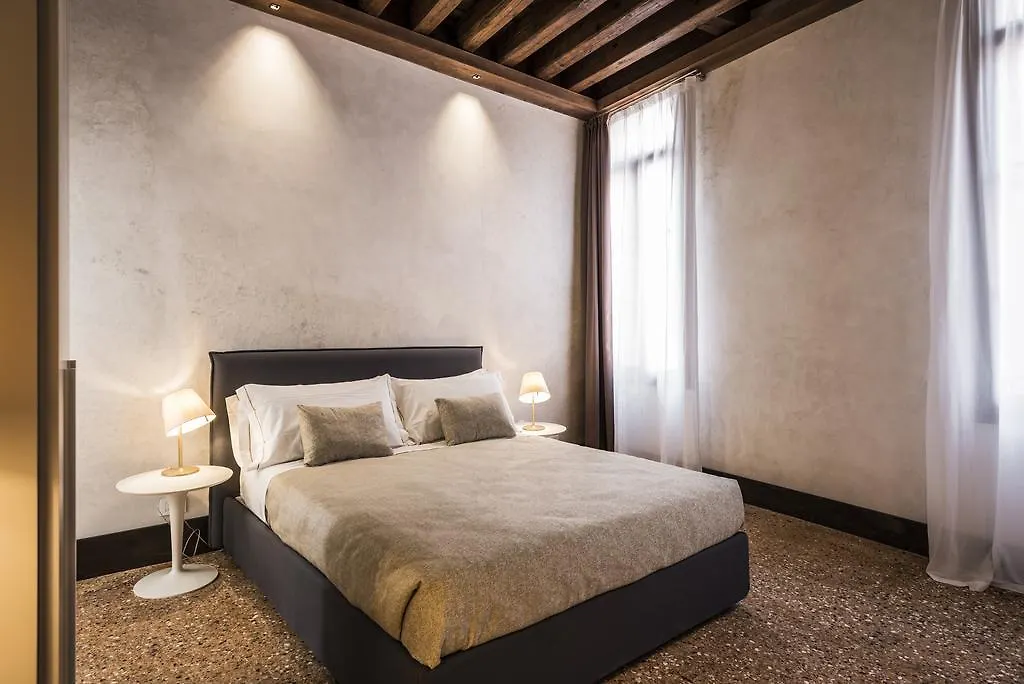 Myplace Campo Santa Margherita Apartments Venice