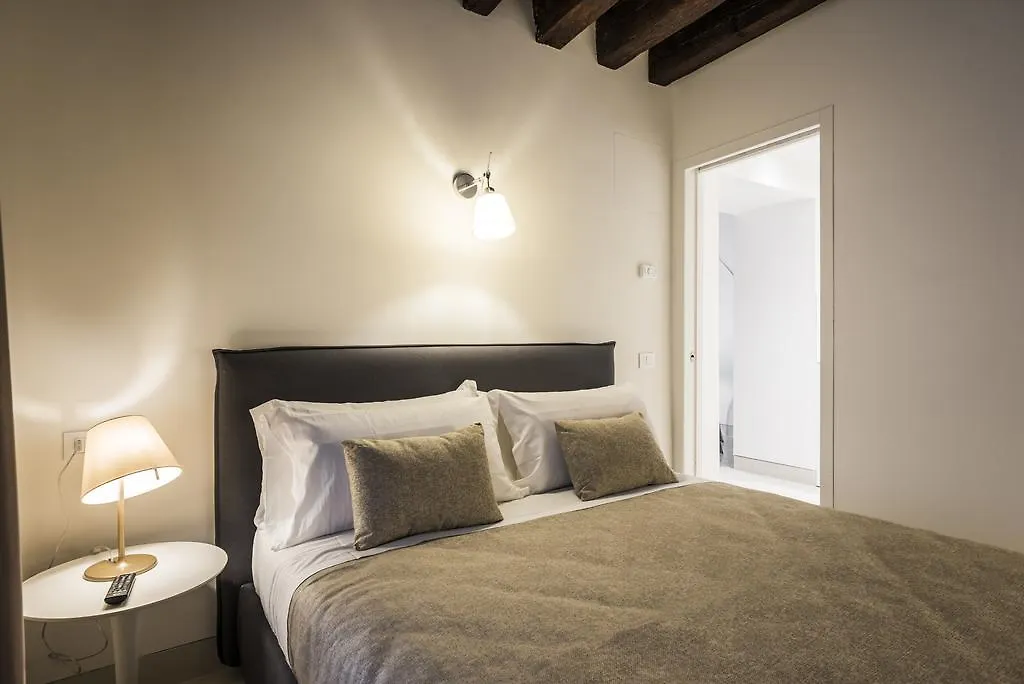 Myplace Campo Santa Margherita Apartments Venice