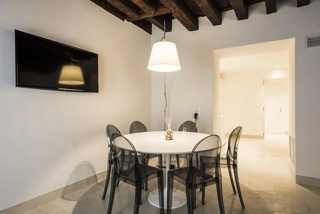 Myplace Campo Santa Margherita Apartments Venice