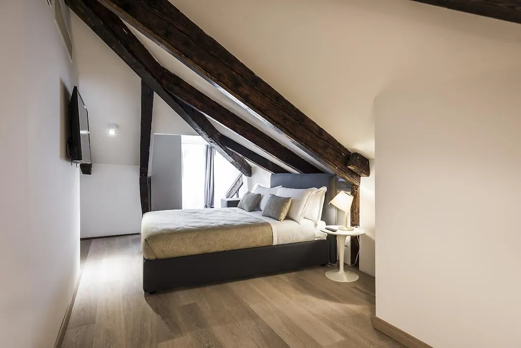 Myplace Campo Santa Margherita Apartments Venice